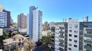 Image 12 - 915602