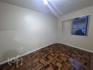 Image 10 - 915605