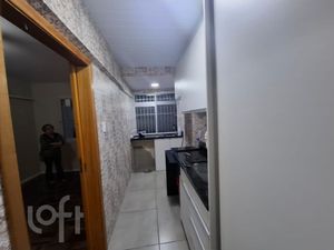Image 5 - 915605