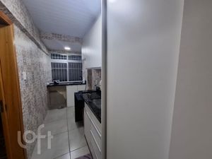 Image 4 - 915605