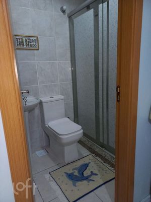 Image 11 - 915622