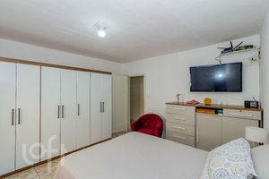 Image 15 - 915623