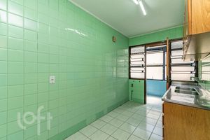 Image 36 - 915635