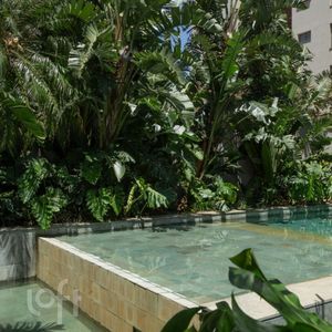 Image 15 - 915647