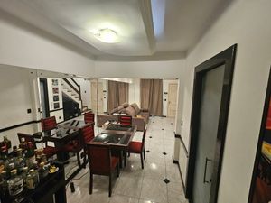 Image 1 - 915660