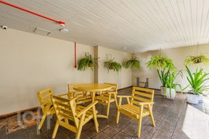 Image 16 - 915661