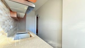 Image 5 - 915666