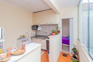 Image 18 - 915667