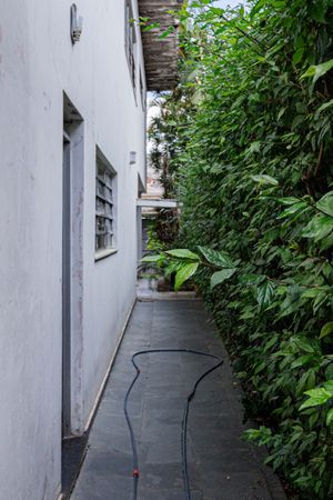 Image 72 - 915682