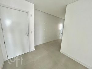 Image 1 - 915697