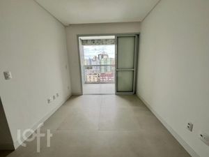 Image 3 - 915697