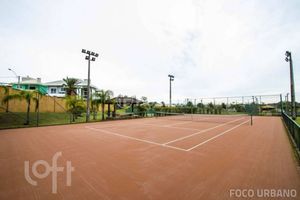 Image 11 - 915709
