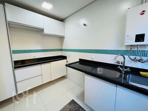 Image 35 - 915709
