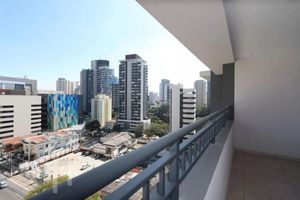 Image 5 - 915713