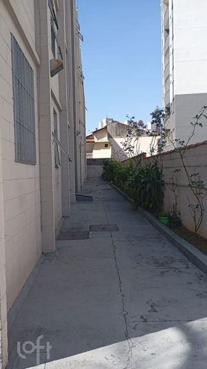 Image 18 - 915719