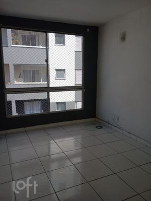 Image 1 - 915719