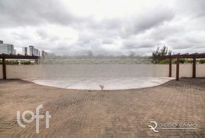 Image 39 - 915722