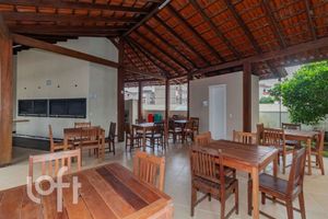 Image 50 - 915722