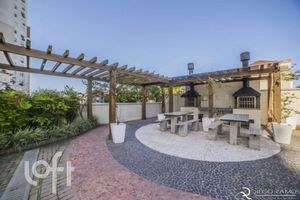 Image 31 - 915722