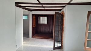 Image 2 - 915723