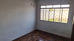 Image 10 - 915723