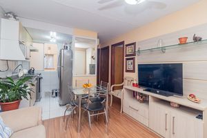 Image 3 - 915727