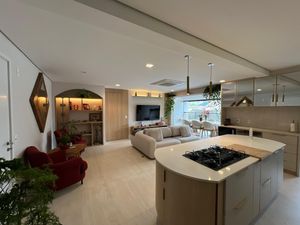 Image 3 - 915734
