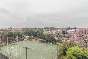 Image 15 - 915758