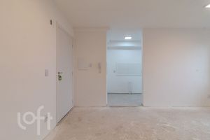 Image 3 - 915758