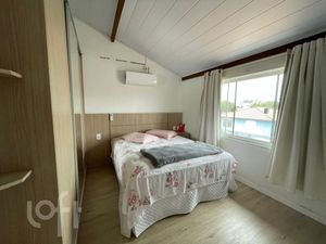 Image 14 - 915761