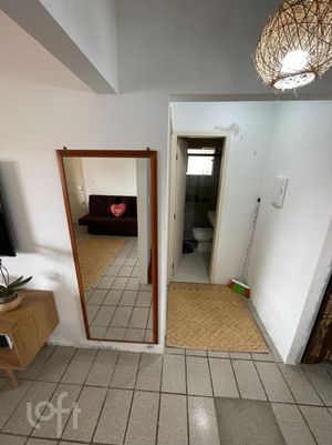 Image 3 - 915761