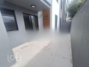 Image 14 - 915767