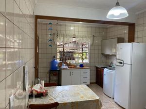 Image 10 - 915768