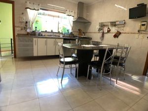 Image 10 - 915771