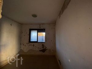 Image 5 - 915774
