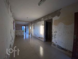Image 6 - 915774