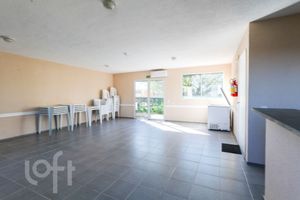 Image 19 - 915783