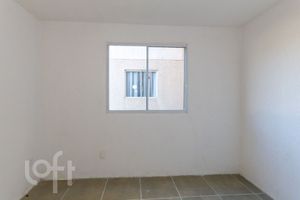 Image 8 - 915783
