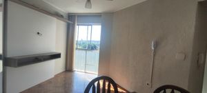 Image 3 - 915789