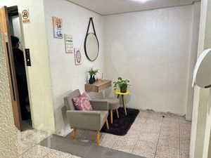 Image 1 - 915798