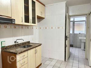 Image 3 - 915798
