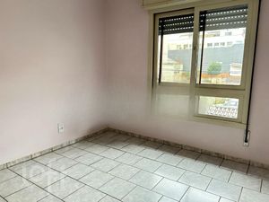Image 9 - 915798