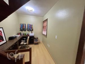 Image 21 - 915806