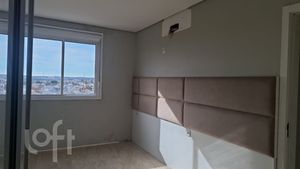 Image 19 - 915807