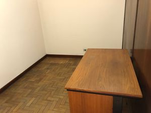 Image 3 - 915818