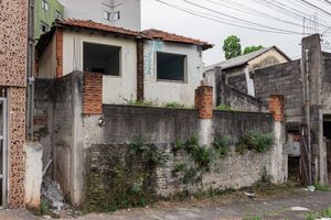 Image 1 - 915820