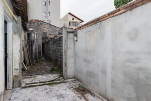 Image 27 - 915820