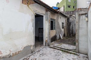 Image 31 - 915820
