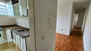 Image 23 - 915830