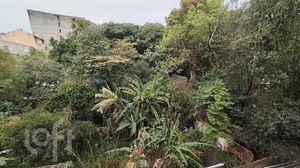 Image 7 - 915830